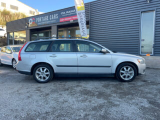 2009 Volvo V50 Wagon, Low Kms image 295144