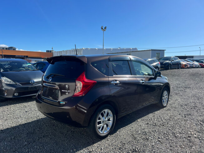 2014 Nissan Note Medalist – Half Leather – 360 Camera image 296909