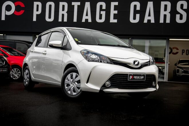 2014 Toyota Vitz F Model, Push Start, I stop Low KMs image 296043