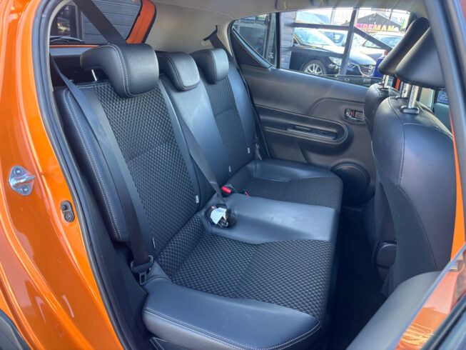 2017 Toyota Aqua X-Urban Crossover image 297181