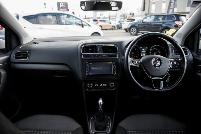 2015 Volkswagen Polo TSI Comfortline Upgrade Pkg Blue Motion image 294836