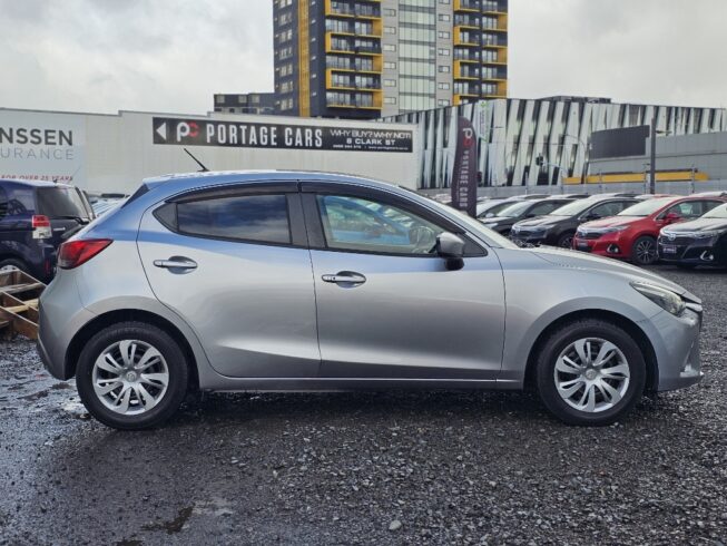 2014 Mazda Demio 13S image 297327