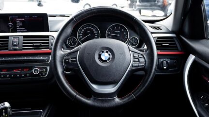 Bmw 320i Sport , Leather PKG image 318665
