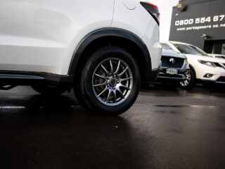 2014 Honda Vezel Hybrid X AWD image 294856