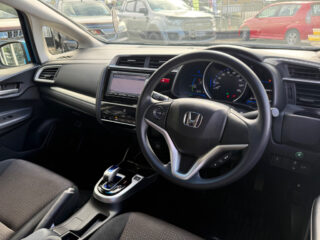 2014 Honda Fit Hybrid F Package image 295788