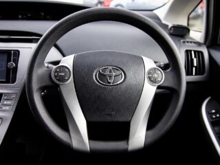2013 Toyota Prius S model Hybrid, Push Start image 298177
