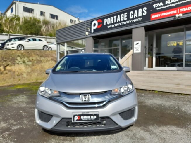 2014 Honda Fit Hybrid F package image 297895
