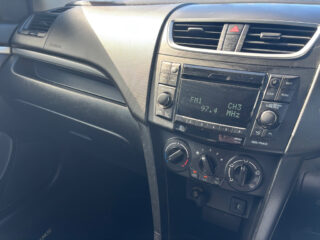 2016 Suzuki Swift GLB 1.4P/5MT/HA/5DR/ image 298038