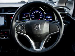 2016 Honda Fit Hybrid F-Package, Heated Seats image 298135