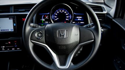 Honda Fit Hybrid F-Package, Heated Seats image 298126