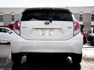 2015 Toyota Aqua Hybrid S Model, Push Start, Reverse Camera image 296654