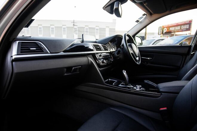 2017 Bmw 318i 318I 1.5P/8AT, Tints, NZ New image 295742