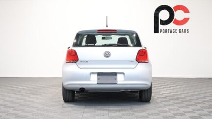 Volkswagen Polo TSI Comfortline – Super Low KMS image 318514