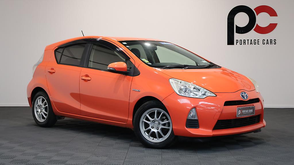 Toyota Aqua Push Button Start – Alloy Wheels image 296952