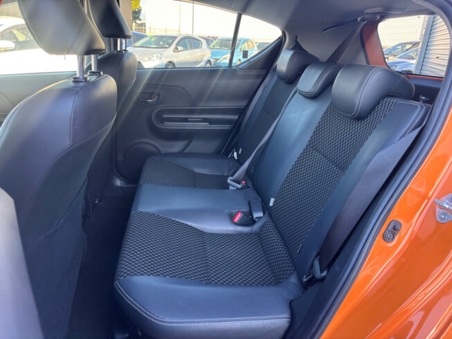 2017 Toyota Aqua X-Urban Crossover image 297180