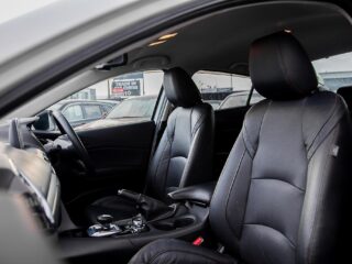 2014 Mazda Axela 20S Leather-PKG, Hybrid, Heated seats image 298118