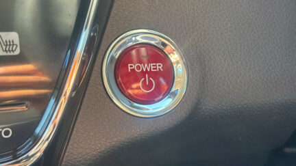 Honda Vezel Hybrid X, Low KMS image 296469