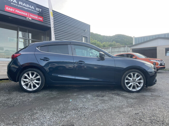 2014 Mazda Axela 20S Touring image 295572