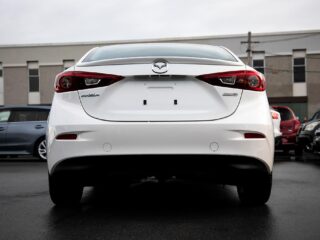 2014 Mazda Axela 20S Leather-PKG, Hybrid, Heated seats image 298104