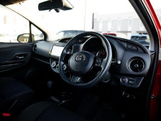 2016 Toyota Vitz U spec, Push Start,Reverse camera image 295712