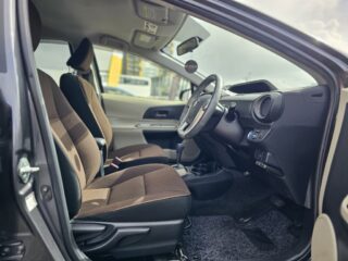 2012 Toyota Aqua G Model Push Start and Reversing Camera image 297929