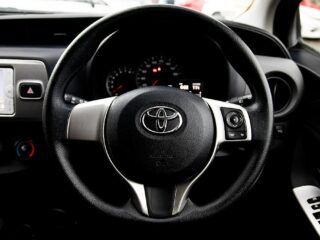 2014 Toyota Vitz F Model, Push Start, I stop Low KMs image 296050