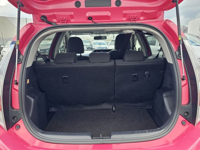 2016 Toyota Aqua Stand out in Pink!! image 297007
