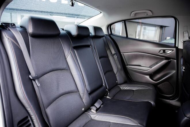 2014 Mazda Axela 20S Leather-PKG, Hybrid, Heated seats image 298110