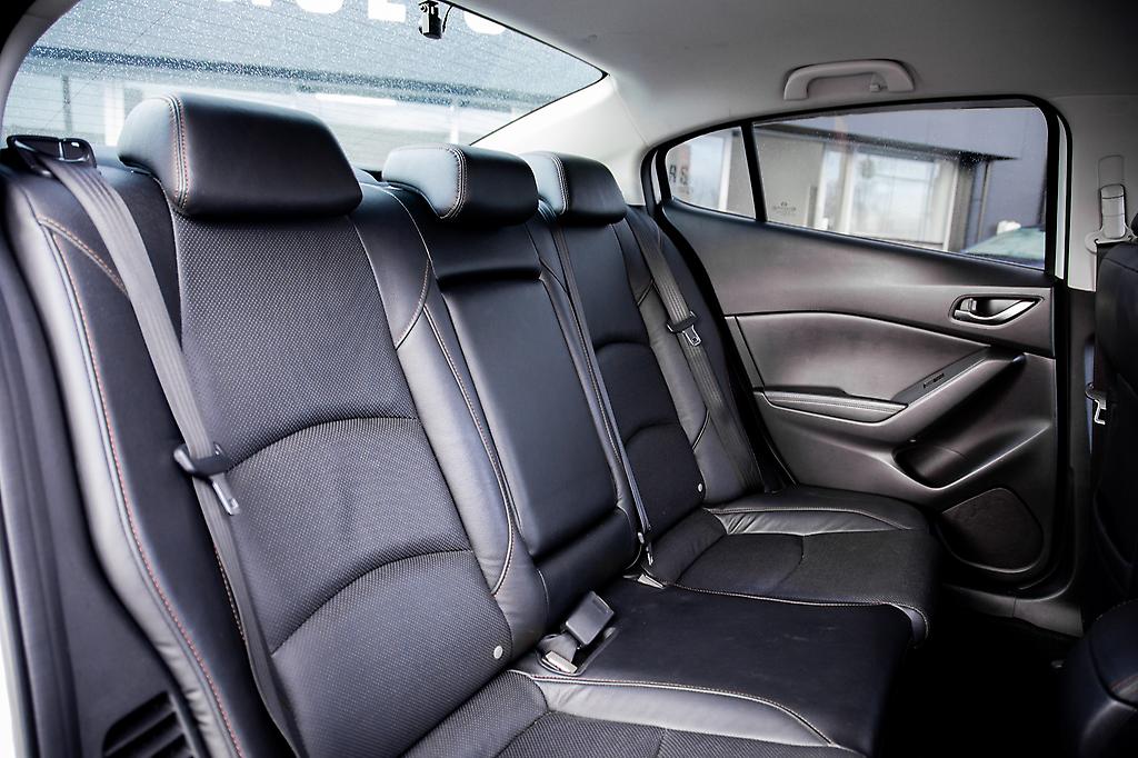 Mazda Axela 20S Leather-PKG, Hybrid, Heated seats image 298101