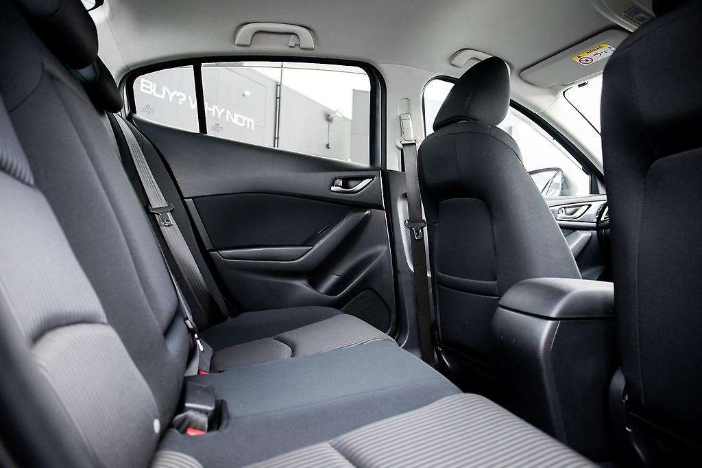 Mazda Axela 20S, SkyActiv HEV image 296595