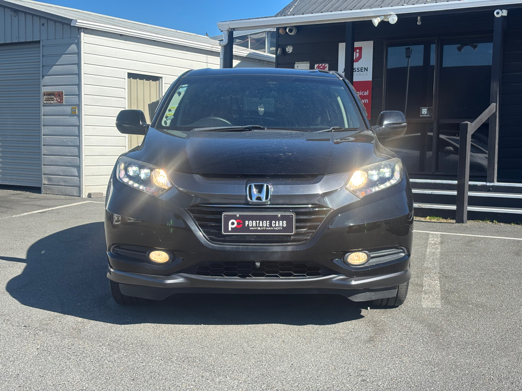 Honda Vezel Hybrid X, Low KMS image 296454