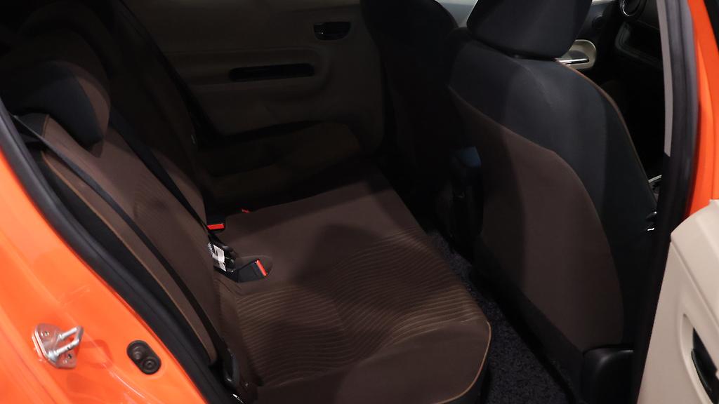 Toyota Aqua Push Button Start – Alloy Wheels image 313354