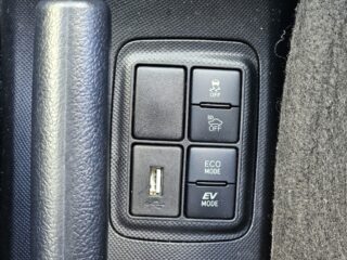 2016 Toyota Aqua Stand out in Pink!! image 297021