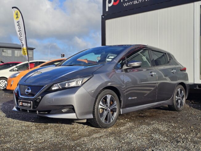 2018 Nissan Leaf X Model with Pro-Pilot **85.89% SOH image 297405