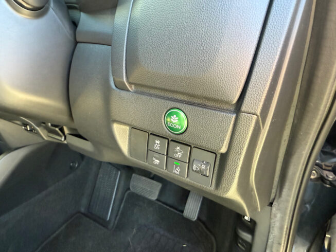 2018 Honda Fit Hybrid F image 297748