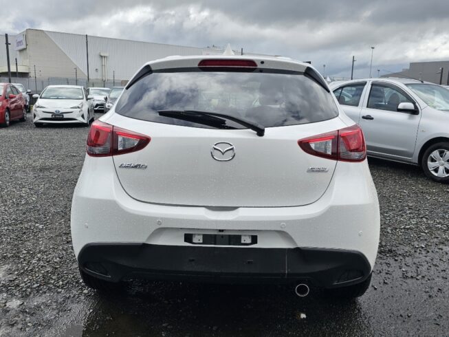2017 Mazda Demio 13S Touring, Super Low KMS!! image 297348