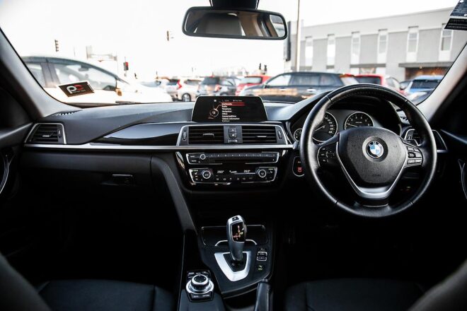 2017 Bmw 318i 318I 1.5P/8AT, Tints, NZ New image 295730