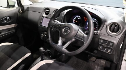 Nissan Note Lane Departure Warning image 318085