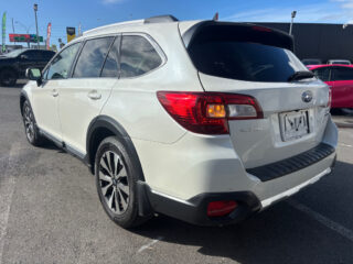 2015 Subaru Outback Leather interior – AWD image 295088