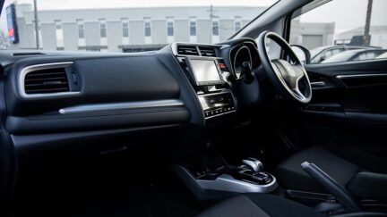 Honda Fit Hybrid F-Package, Heated Seats image 298132