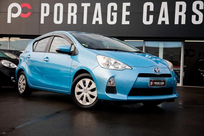 2012 Toyota Aqua S Model, Hybrid, Push start image 298144