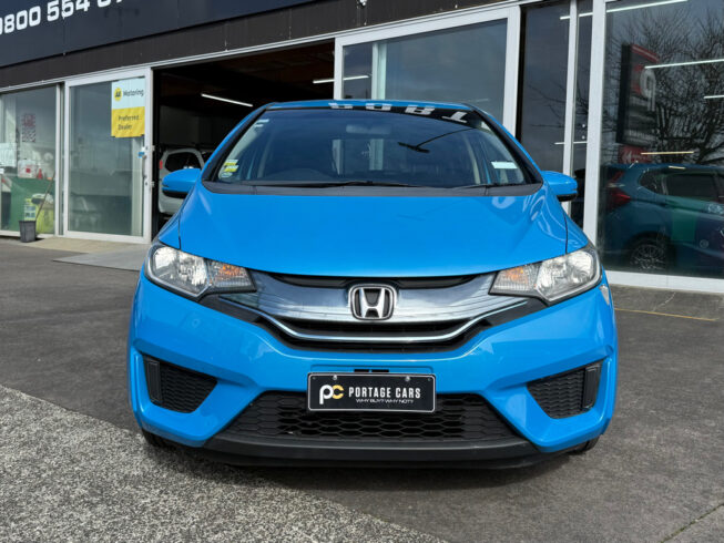 2014 Honda Fit Hybrid F Package image 295786