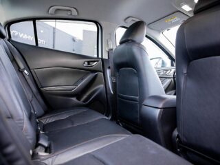 2014 Mazda Axela 20S Leather-PKG, Hybrid, Heated seats image 298111