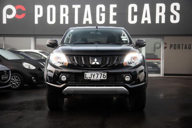2018 Mitsubishi Triton DC GLSB 2.4D/4WD/5AT image 297424