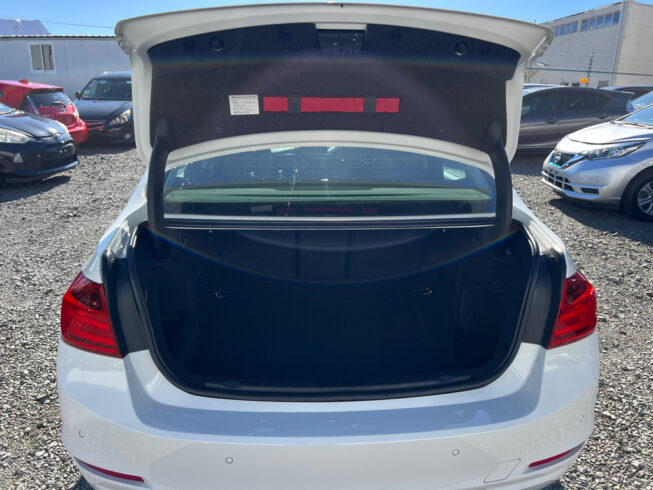 2012 Bmw 328i Sport **Super Low KMs** image 294900