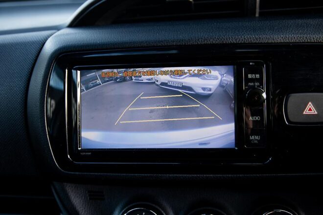 2016 Toyota Vitz F model, I stop, Push start image 295656