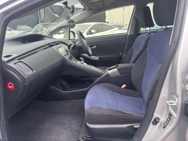 2012 Toyota Prius G Model, Low KM image 296286