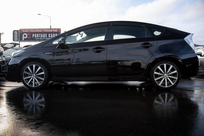 2012 Toyota Prius S Model Reversing Camera Alloys image 295623