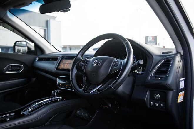 2014 Honda Vezel Hybrid X AWD image 294861