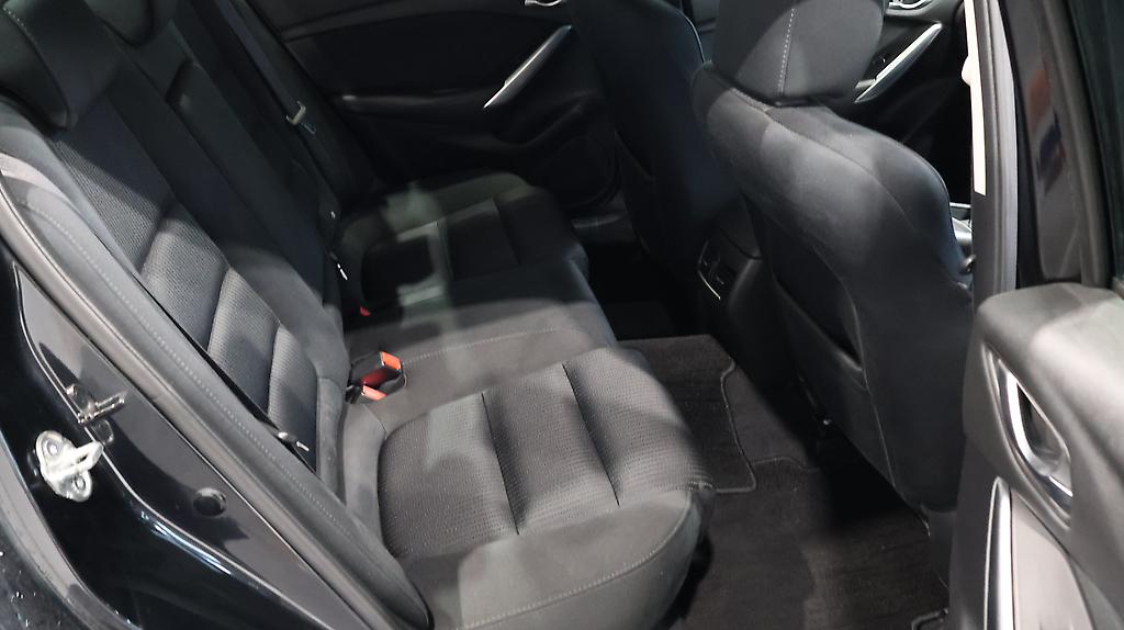 Mazda Atenza 20S – Great look in black image 317179